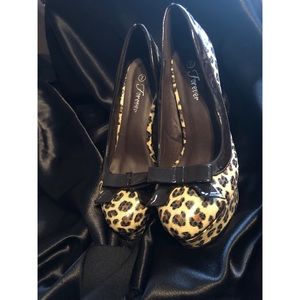Forever leopard high heel shoes 👠